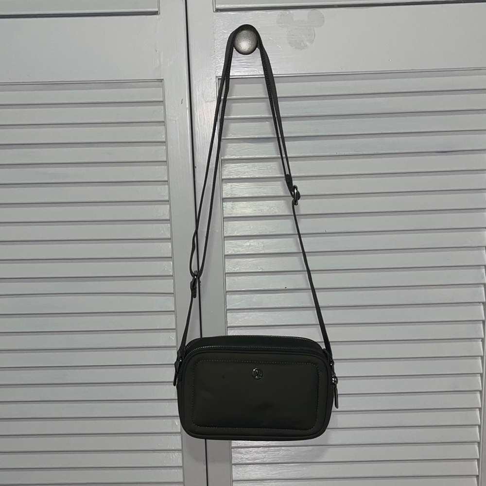 Lululemon Crossbody Camera Bag